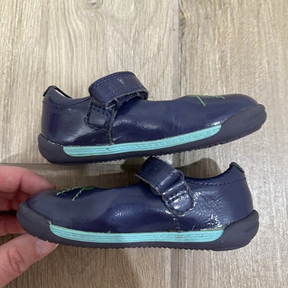 Clarks Blue Floral First Shoes - Picture 4 of 8